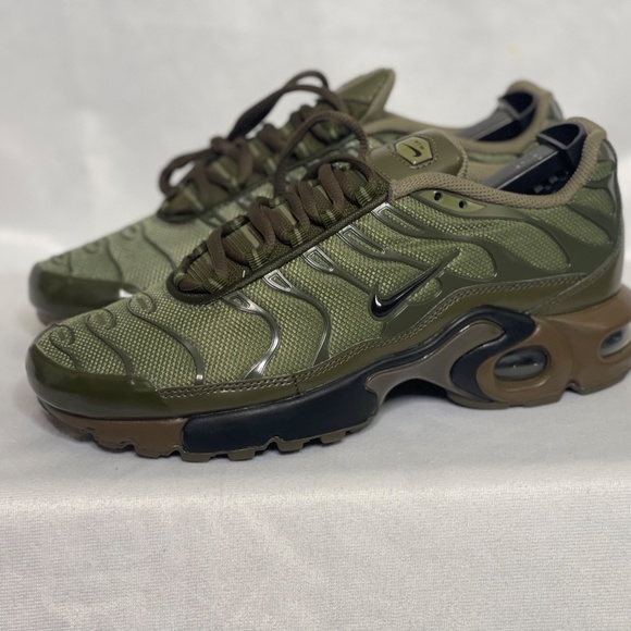 PRE OWNED!!! SIZE 7 NIKE AIRMAX PLUS "OLIVE CARGO" (GS) ORIGINAL RELEASE!!!!!! - Picture 6 of 16